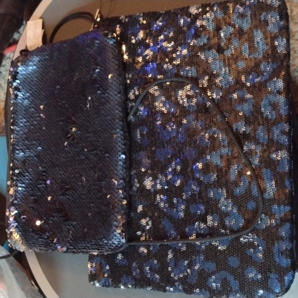 2 for $20😀Suite Blanco Purse - Picture 1 of 3